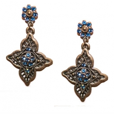 Pendientes realizados con cristal Swarovski 1402708